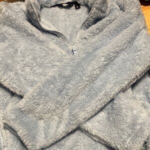 NWOT. Lands end fleece pull over.
